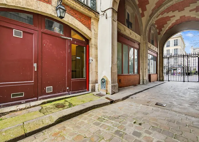 Charmante Studette A 5 Min De Gare De L'est Апартаменты *